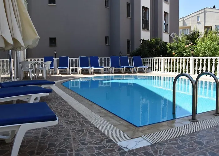 Comfort Inn Otel מלון מרמריס
