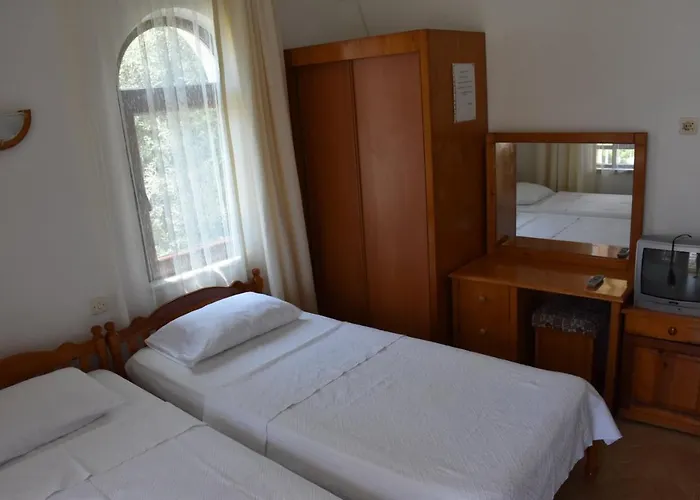 Comfort Inn Otel * מרמריס